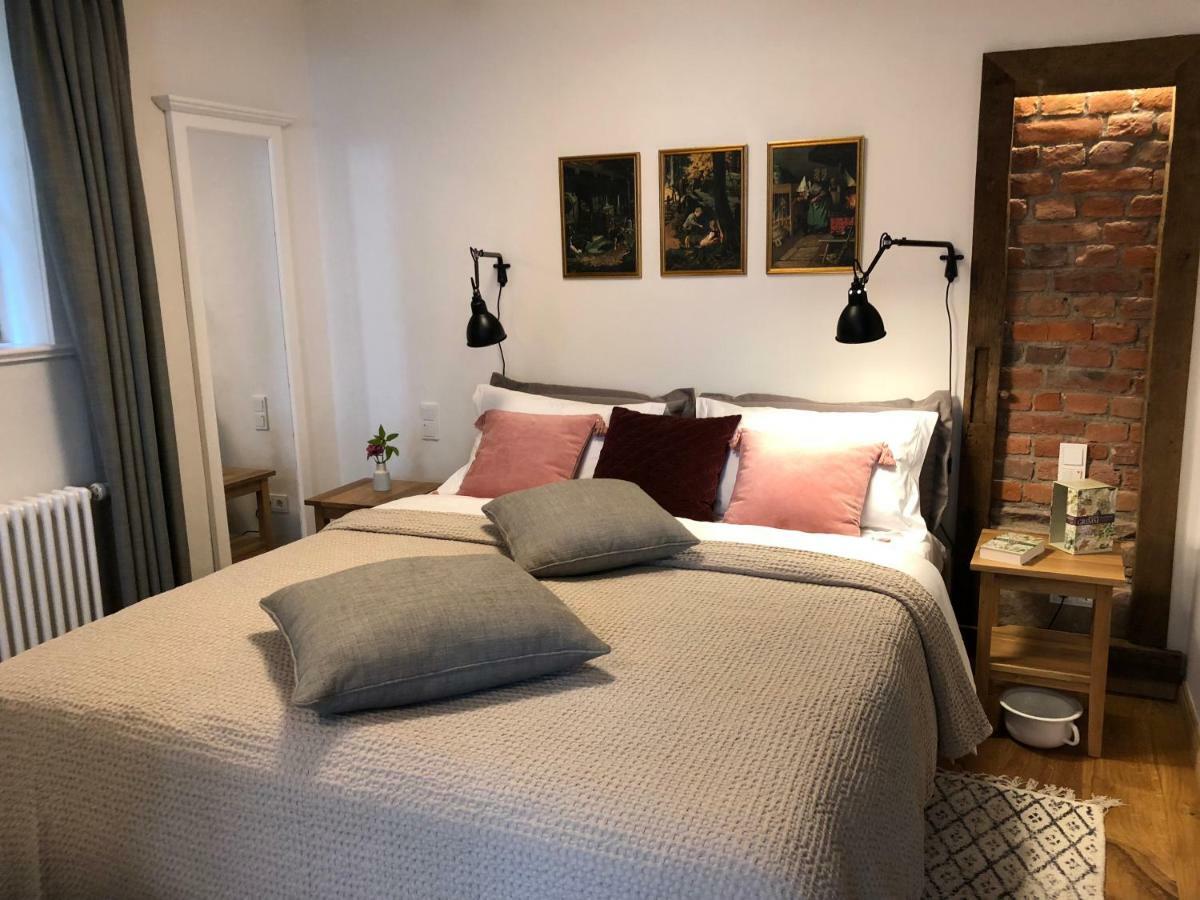 Grimm'S Living Apartment Касел Екстериор снимка