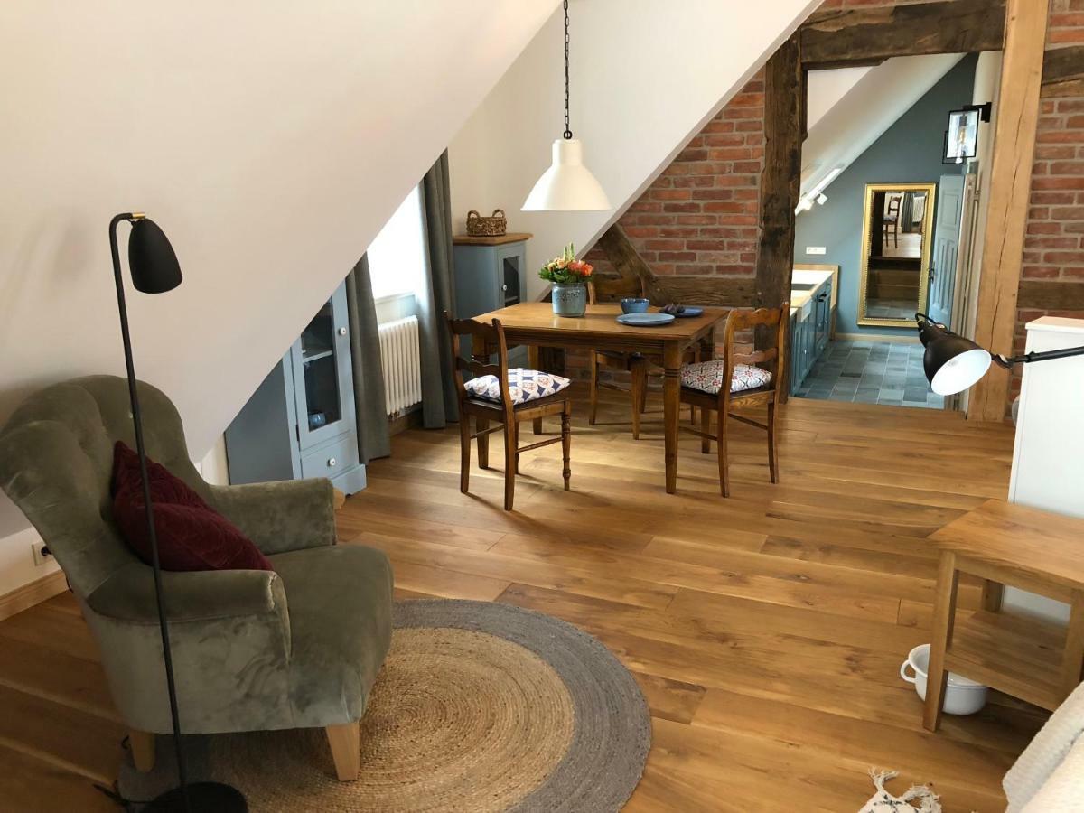 Grimm'S Living Apartment Касел Екстериор снимка